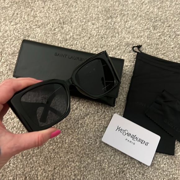 1 day sale! $35! New Designer Inspired Sunglasses Blaze - Picture 6 of 15